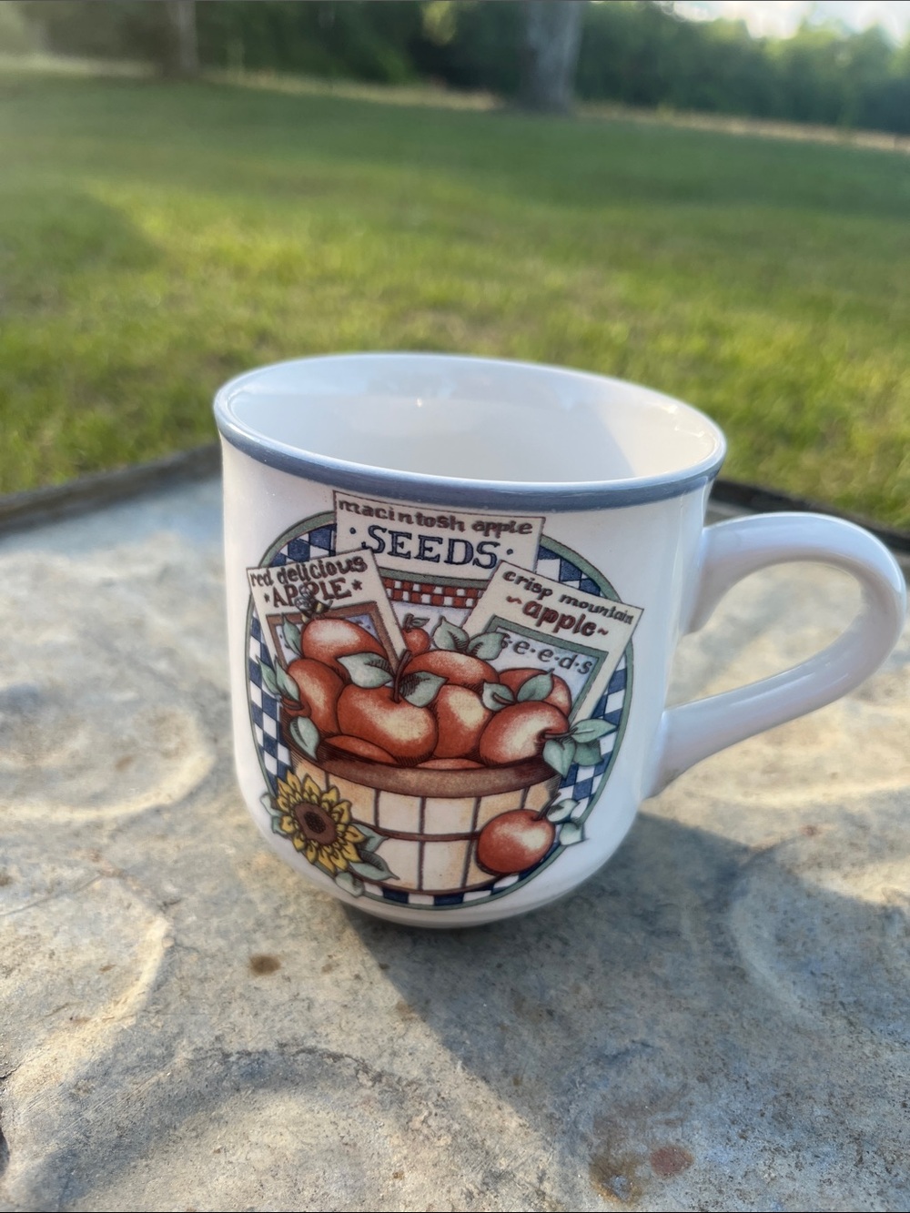 White Ceramic Apple Print Coffee Mug